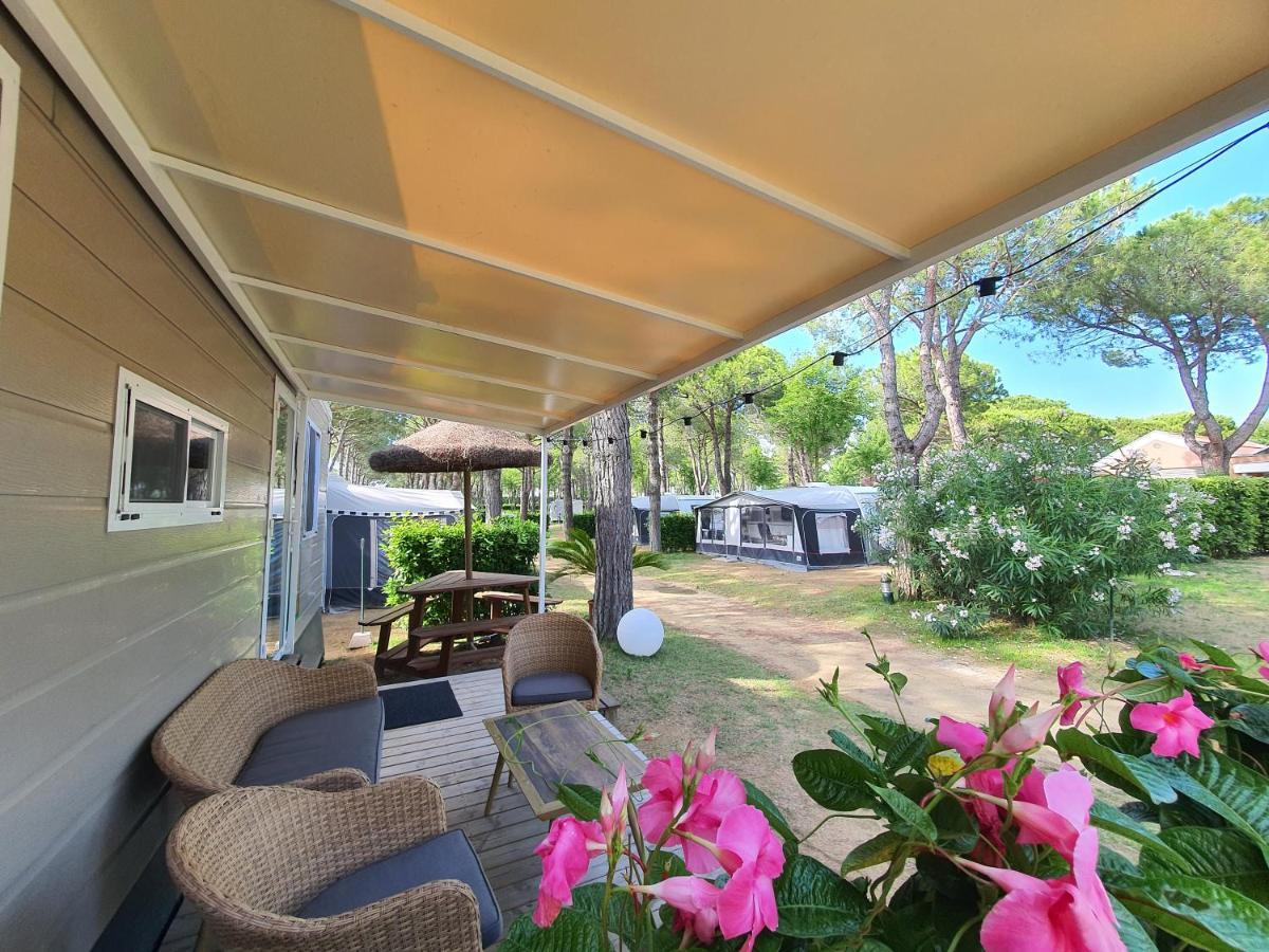 Luxury Caravan At Union Lido Cavallino-Treporti Exteriör bild
