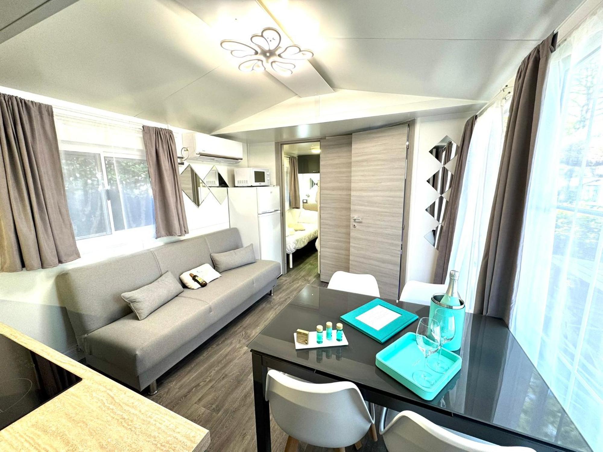 Luxury Caravan At Union Lido Cavallino-Treporti Exteriör bild