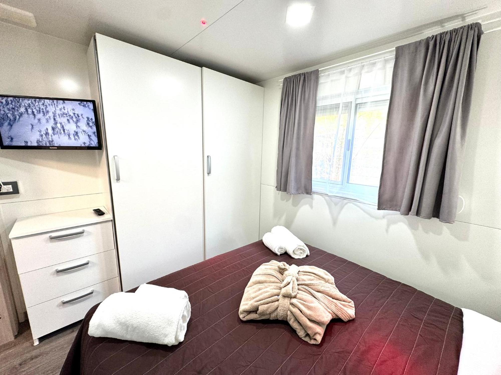 Luxury Caravan At Union Lido Cavallino-Treporti Exteriör bild