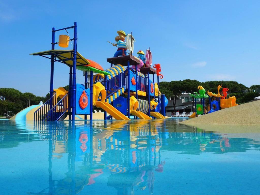 Luxury Caravan At Union Lido Cavallino-Treporti Exteriör bild